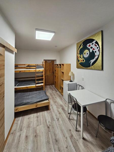 Ubytovna-Hostel- Imos Prague Luaran gambar